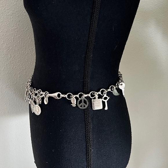 Women’s Silver Tone Charm Medallion Belt Necklace Bracelet main image 12